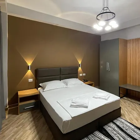 Milano Hotel *