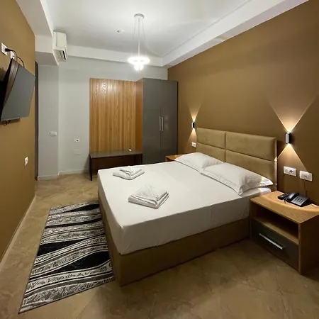 Milano Hotel *